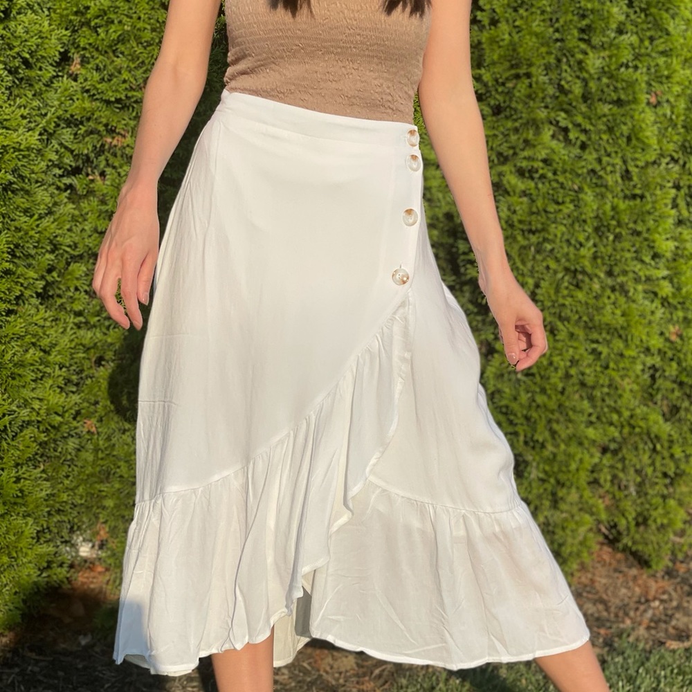 Ally Rose white midi skirt